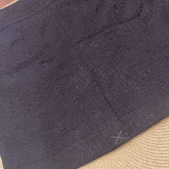 Loft NWT Black w/Sparkle Pencil Skirt Damask Print Size 6 - Picture 6 of 7